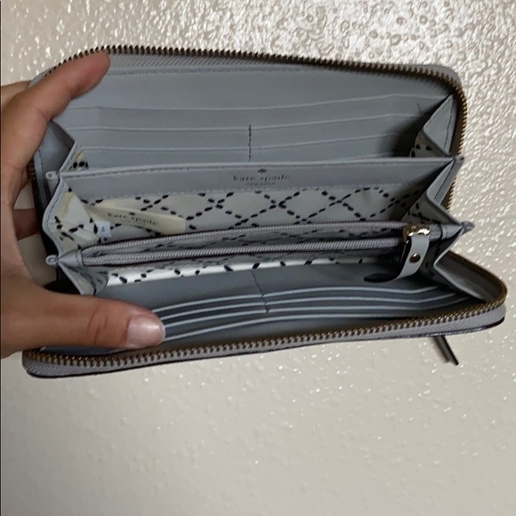 Kate Spade Zippered Wallet - Picture 3 of 3